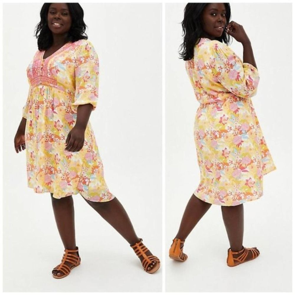 Torrid 14677924 PEACH FLORAL GAUZE HI-LO DRESS Shirred Embroidered Button V Neck